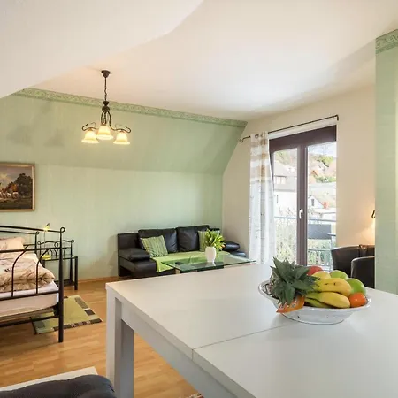 Haus Mohrle 6 *