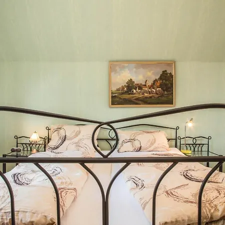 Haus Mohrle 6 *